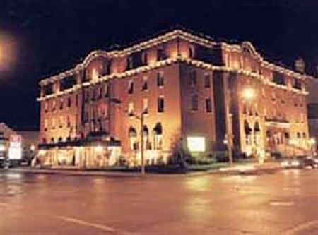 Clarion Inn & Suites Belleville Ngoại thất bức ảnh